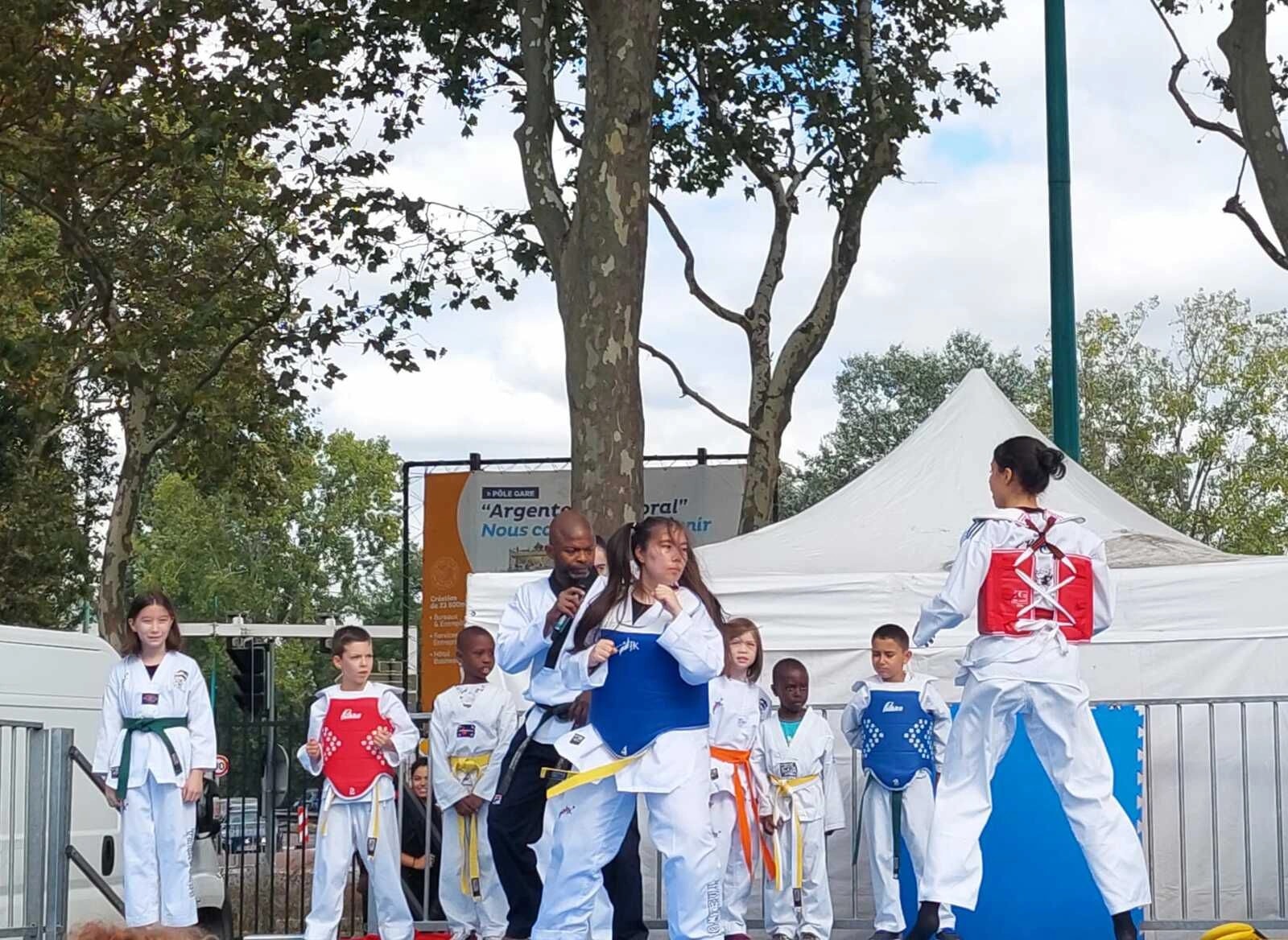 Forum Association 2021 - Photo 3